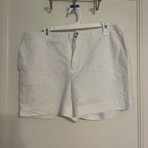Banana republic white shorts (size 12)
